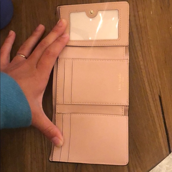 Kate spade black wallet - Picture 2 of 4